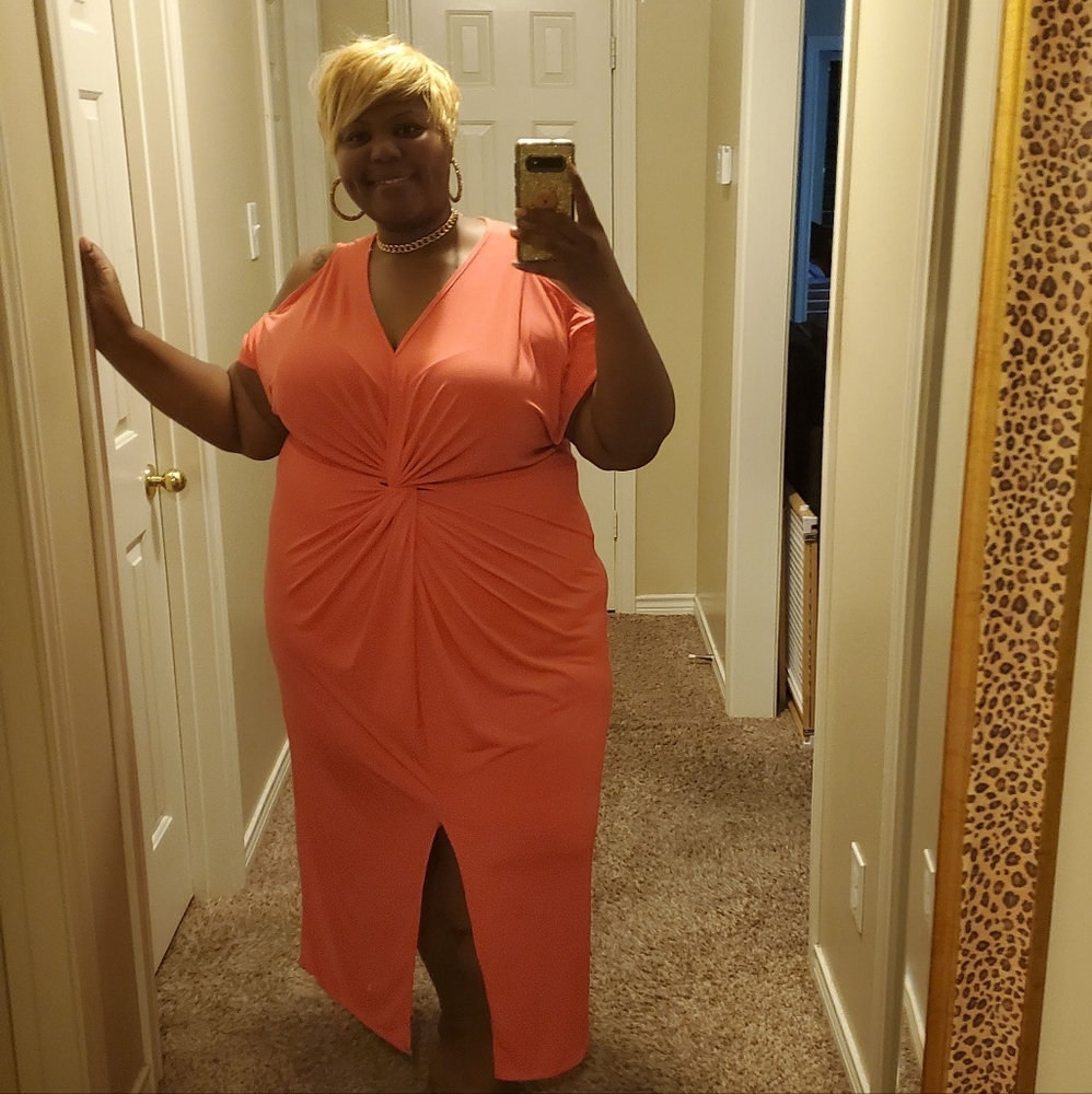 🎈SALE🎈👗#16.”SUNBURST” DRESS👗 - Picture 1 of 3